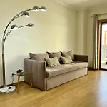 Apartment Modern & Spacious With River View
