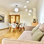 Apartment Modern & Spacious With River View Lisbon