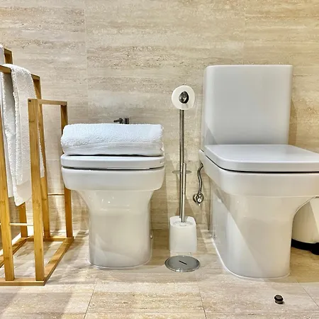 Modern & Spacious With River View Lisboa