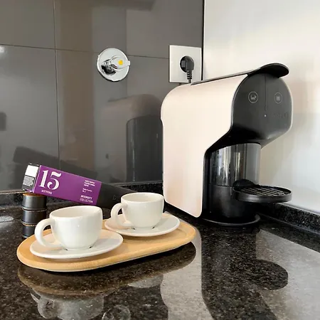 Modern & Spacious With River View Lisboa