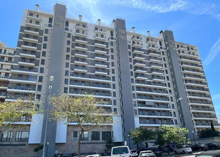 Modern & Spacious With River View