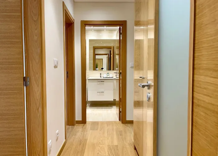 Modern & Spacious With River View Lisboa