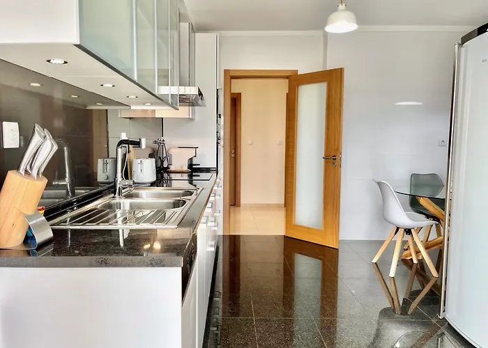 Apartamento Modern & Spacious With River View