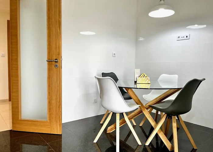 Apartamento Modern & Spacious With River View *