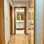 Modern & Spacious With River View Lisboa