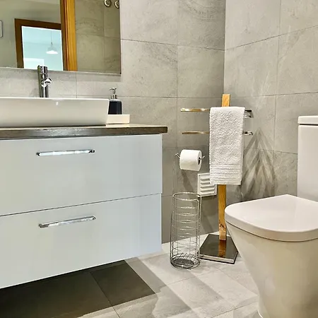 Apartman Modern & Spacious With River View *